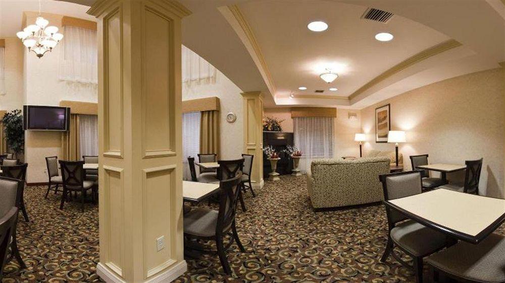 Holiday Inn Express Hotel & Suites Muskogee By Ihg Extérieur photo